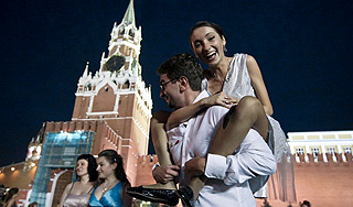 Россияне: Москва живет за счет провинции Россияне: Москва живет за счет провинции