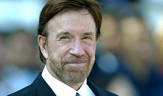 Чак Норрис выступил против Обамы Чак Норрис выступил против Обамы