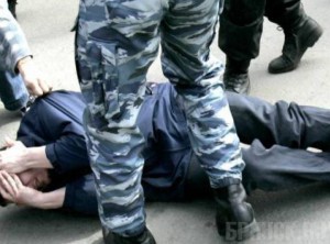 В Брянске таксисты избили автоугонщика