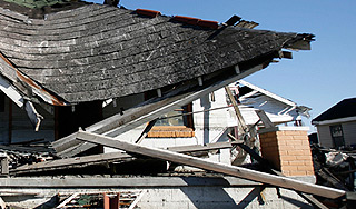 В Москве снесли церковь пятидесятников В Москве снесли церковь пятидесятников