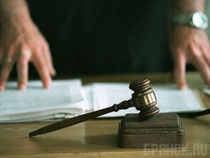 За убийство матери брянцу дали условный срок