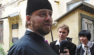 Игумен покаялся за громкое ДТП в Москве Игумен покаялся за громкое ДТП в Москве