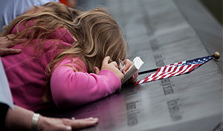 США вспоминают жертв теракта 11 сентября США вспоминают жертв теракта 11 сентября