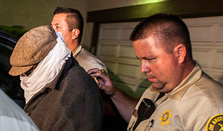 Сбежал создатель "Невиновности мусульман" Сбежал создатель "Невиновности мусульман"