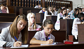 Студентов хотят отчислять за обман с ЕГЭ Студентов хотят отчислять за обман с ЕГЭ