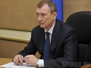 Политическое влияние Денина снизилось на восемь позиций