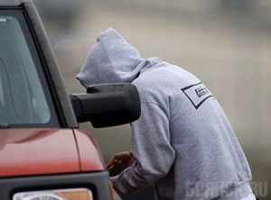 За ночь удалось поймать трех автоугонщиков