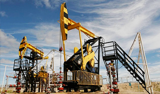 Россия стала лидером по добыче нефти Россия стала лидером по добыче нефти