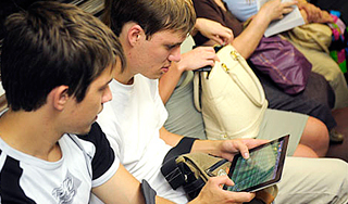 На Wi-Fi в метро Москвы потратят миллиарды На Wi-Fi в метро Москвы потратят миллиарды