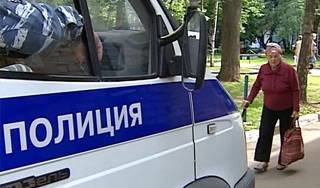 Грабители вошли в банк через стену Грабители вошли в банк через стену