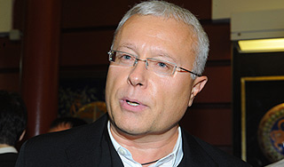 Бизнесмен Лебедев останется в России Бизнесмен Лебедев останется в России