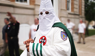 Лидеру Ку-клукс-клана грозит 51 год тюрьмы Лидеру Ку-клукс-клана грозит 51 год тюрьмы