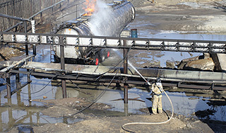 В пожаре в Югре обвиняют гендиректора В пожаре в Югре обвиняют гендиректора