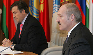 Лукашенко хочет вернуть Грузию в СНГ Лукашенко хочет вернуть Грузию в СНГ