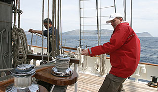 При взрыве на греческом судне погиб капитан При взрыве на греческом судне погиб капитан