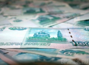 Экс-сотрудника СИЗО оштрафовали за получение взяток