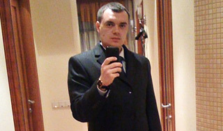 Невесту Русакова опросили и обыскали Невесту Русакова опросили и обыскали