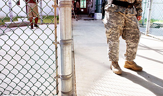 "Русские шпионки" спят в тюрьме на полу "Русские шпионки" спят в тюрьме на полу