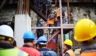 В Подмосковье банда с битами похитила 2 млн В Подмосковье банда с битами похитила 2 млн