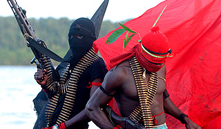 Пираты хотят продать русских моряков Пираты хотят продать русских моряков