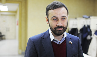 Пономарев сбежал с выборов Пономарев сбежал с выборов