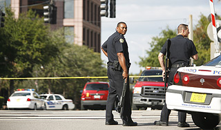 Житель США устроил бойню в салоне красоты Житель США устроил бойню в салоне красоты