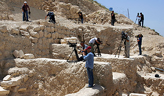 Древнейшие многоэтажки нашли в Болгарии Древнейшие многоэтажки нашли в Болгарии