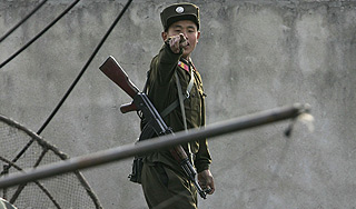 В КНДР замминистра расстреляли из миномета В КНДР замминистра расстреляли из миномета