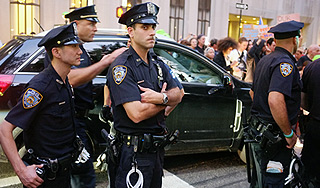 Няня зарезала двух детей в Нью-Йорке Няня зарезала двух детей в Нью-Йорке