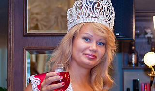 Названа самая красивая мама планеты Названа самая красивая мама планеты