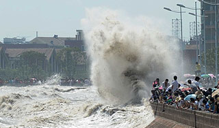 На США надвигается двухметровое цунами На США надвигается двухметровое цунами