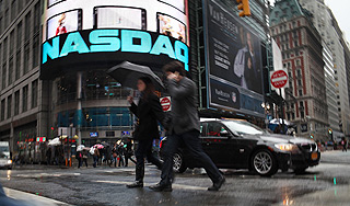 Ураган закрыл торги на бирже в Нью-Йорке Ураган закрыл торги на бирже в Нью-Йорке