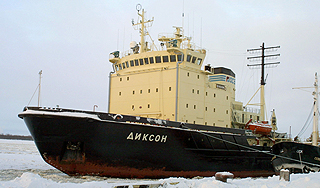 В Арктике испытали атомный "Лошарик" В Арктике испытали атомный "Лошарик"