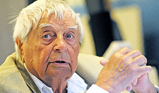 Любимов не вышел на репетиции в Большой Любимов не вышел на репетиции в Большой