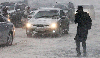 Циклон оставил Владивосток без света Циклон оставил Владивосток без света