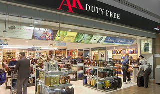 У пассажиров самолетов отберут алкоголь У пассажиров самолетов отберут алкоголь