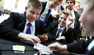 В Москве школьников научат играть в карты В Москве школьников научат играть в карты