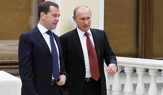 Медведев опроверг слухи о болезни Путина Медведев опроверг слухи о болезни Путина