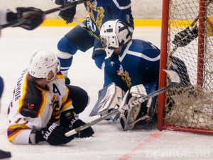 ХК «Брянск» дважды уступили «Кристаллу» kristall-electrostal.ru