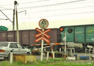 За год водители свыше 650 раз нарушили проезд на железной дороге