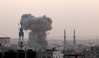 Израиль "дал шанс" перемирию в Газе Израиль "дал шанс" перемирию в Газе