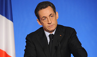 Экс-президенту Франции устроили допрос Экс-президенту Франции устроили допрос