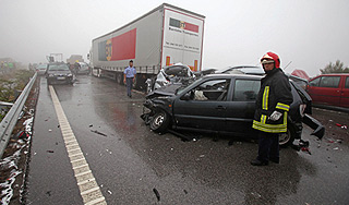 Туман на шоссе в Техасе столкнул 100 машин Туман на шоссе в Техасе столкнул 100 машин