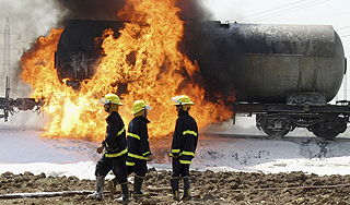 На Кубани после аварии вспыхнул поезд На Кубани после аварии вспыхнул поезд