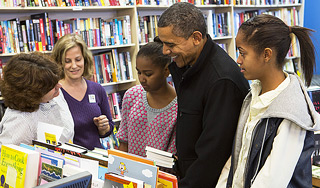 Барак Обама прошелся по магазинам Барак Обама прошелся по магазинам