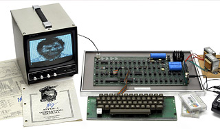 Apple-1 продан за 400 тысяч евро Apple-1 продан за 400 тысяч евро