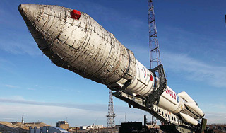 "Протон" повредился при перевозке "Протон" повредился при перевозке