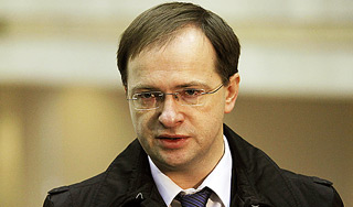 Вузы хотят лишить "посторонних" факультетов Вузы хотят лишить "посторонних" факультетов