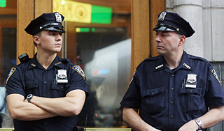 У Christie's украли золотую скульптуру У Christie's украли золотую скульптуру