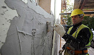 Путин запретил ремонт домов за счет жильцов Путин запретил ремонт домов за счет жильцов